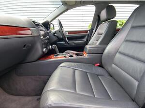 Volkswagen Touareg 2.5 TDI SE 5dr