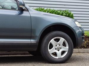 Volkswagen Touareg 2.5 TDI SE 5dr