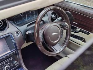 Jaguar XJ 3.0d V6 Portfolio Auto Euro 5 4dr