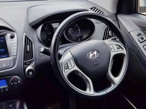 Hyundai ix35 2.0 CRDi Premium SUV 5dr Diesel Auto 4WD Euro 5 (134 bhp)