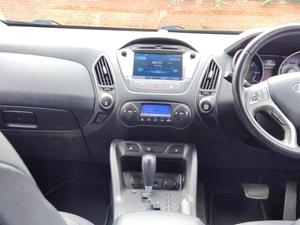 Hyundai ix35 2.0 CRDi Premium SUV 5dr Diesel Auto 4WD Euro 5 (134 bhp)