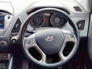 Hyundai ix35 2.0 CRDi Premium SUV 5dr Diesel Auto 4WD Euro 5 (134 bhp)