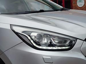 Hyundai ix35 2.0 CRDi Premium SUV 5dr Diesel Auto 4WD Euro 5 (134 bhp)