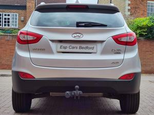 Hyundai ix35 2.0 CRDi Premium SUV 5dr Diesel Auto 4WD Euro 5 (134 bhp)