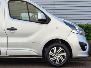 Vauxhall Vivaro 1.6 CDTi 2900 Sportive L2 H1 Euro 6 5dr