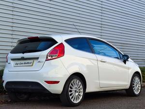 Ford Fiesta 1.0T EcoBoost Titanium Euro 5 (s/s) 3dr