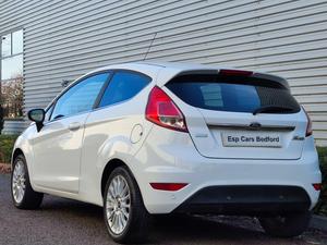 Ford Fiesta 1.0T EcoBoost Titanium Euro 5 (s/s) 3dr