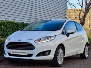 Ford Fiesta 1.0T EcoBoost Titanium Euro 5 (s/s) 3dr