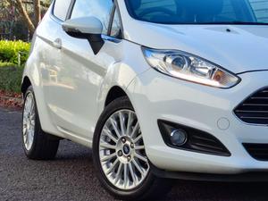 Ford Fiesta 1.0T EcoBoost Titanium Euro 5 (s/s) 3dr