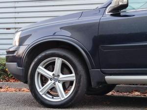 Volvo XC90 2.4 D5 R-Design SE SUV 5dr Diesel Geartronic AWD (224 g/km, 182 bhp)