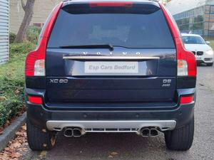 Volvo XC90 2.4 D5 R-Design SE SUV 5dr Diesel Geartronic AWD (224 g/km, 182 bhp)