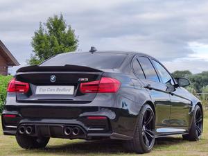 BMW M3 3.0 BiTurbo Saloon 4dr Petrol DCT Euro 6 (s/s) (431 ps)