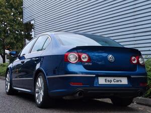 Volkswagen Passat 3.6 FSI V6 R36 DSG 4Motion Euro 5 4dr