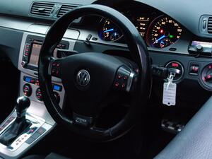 Volkswagen Passat 3.6 FSI V6 R36 DSG 4Motion Euro 5 4dr
