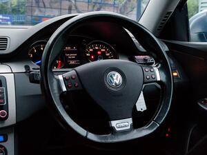 Volkswagen Passat 3.6 FSI V6 R36 DSG 4Motion Euro 5 4dr