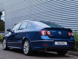 Volkswagen Passat 3.6 FSI V6 R36 DSG 4Motion Euro 5 4dr
