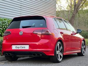 Volkswagen Golf 2.0 TSI BlueMotion Tech R 4Motion Euro 6 (s/s) 5dr