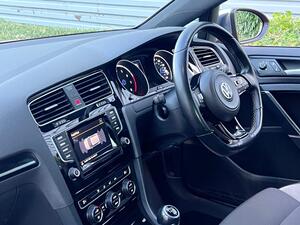 Volkswagen Golf 2.0 TSI BlueMotion Tech R 4Motion Euro 6 (s/s) 5dr