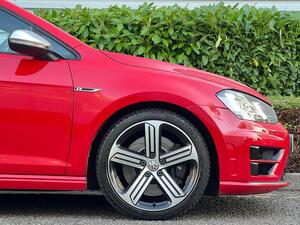Volkswagen Golf 2.0 TSI BlueMotion Tech R 4Motion Euro 6 (s/s) 5dr