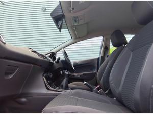Ford Fiesta 1.0T EcoBoost Zetec Euro 5 (s/s) 5dr