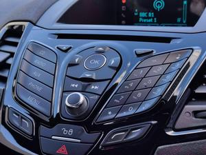 Ford Fiesta 1.0T EcoBoost Zetec Euro 5 (s/s) 5dr