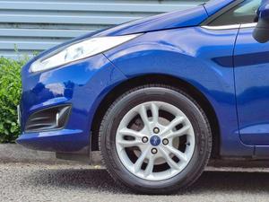 Ford Fiesta 1.0T EcoBoost Zetec Euro 5 (s/s) 5dr