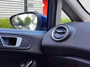 Ford Fiesta 1.0T EcoBoost Zetec Euro 5 (s/s) 5dr