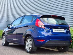 Ford Fiesta 1.0T EcoBoost Zetec Euro 5 (s/s) 5dr