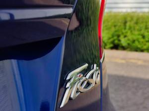 Ford Fiesta 1.0T EcoBoost Zetec Euro 5 (s/s) 5dr