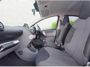 Toyota AYGO 1.0 VVT-i Go Euro 5 5dr