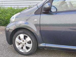 Toyota AYGO 1.0 VVT-i Go Euro 5 5dr
