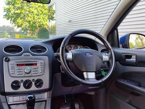 Ford Focus 1.6 Zetec 5dr