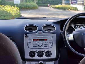 Ford Focus 1.6 Zetec 5dr