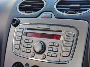 Ford Focus 1.6 Zetec 5dr