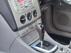 Ford Focus 1.6 Zetec 5dr