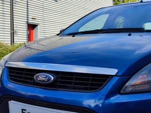 Ford Focus 1.6 Zetec 5dr