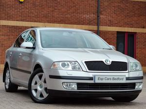 Skoda Octavia 2.0 TDI Elegance DSG Euro 4 5dr