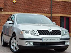 Skoda Octavia 2.0 TDI Elegance DSG Euro 4 5dr