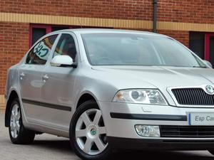 Skoda Octavia 2.0 TDI Elegance DSG Euro 4 5dr