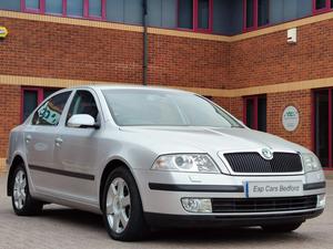 Skoda Octavia 2.0 TDI Elegance DSG Euro 4 5dr