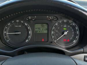 Skoda Octavia 2.0 TDI Elegance DSG EURO 4 5dr