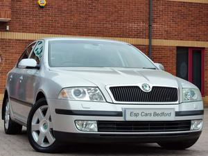 Skoda Octavia 2.0 TDI Elegance DSG Euro 4 5dr