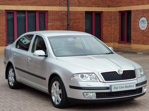 Skoda Octavia 2.0 TDI Elegance DSG Euro 4 5dr