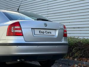 Skoda Octavia 2.0 TDI Elegance DSG EURO 4 5dr