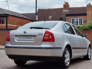 Skoda Octavia 2.0 TDI Elegance DSG Euro 4 5dr