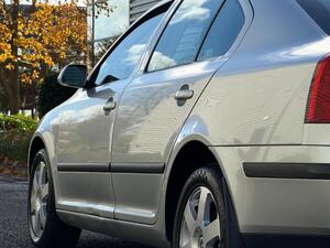 Skoda Octavia 2.0 TDI Elegance DSG EURO 4 5dr