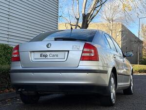 Skoda Octavia 2.0 TDI Elegance DSG EURO 4 5dr