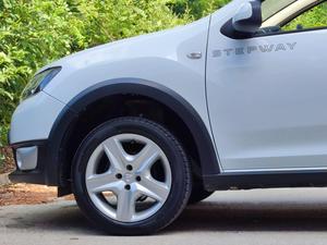Dacia Sandero Stepway 1.5 dCi Laureate Euro 5 5dr