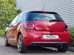 DS AUTOMOBILES DS 3 1.2 PureTech Connected Chic Euro 6 (s/s) 3dr