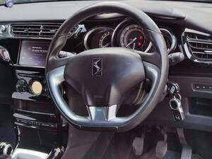 DS AUTOMOBILES DS 3 1.2 PureTech Connected Chic Euro 6 (s/s) 3dr
